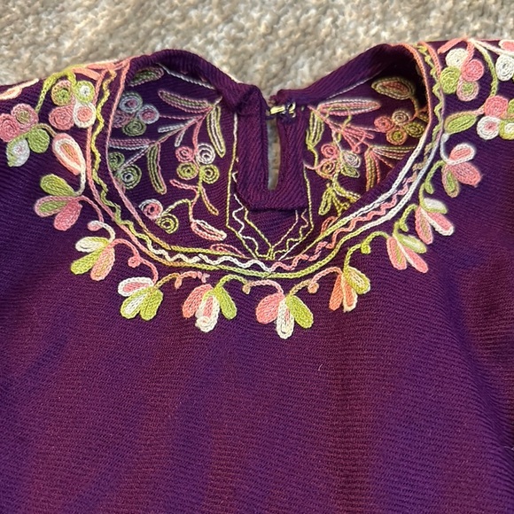 NWOT girls Purple floral hand Embroidered Poncho with Fringe size 3/4 - Picture 4 of 5